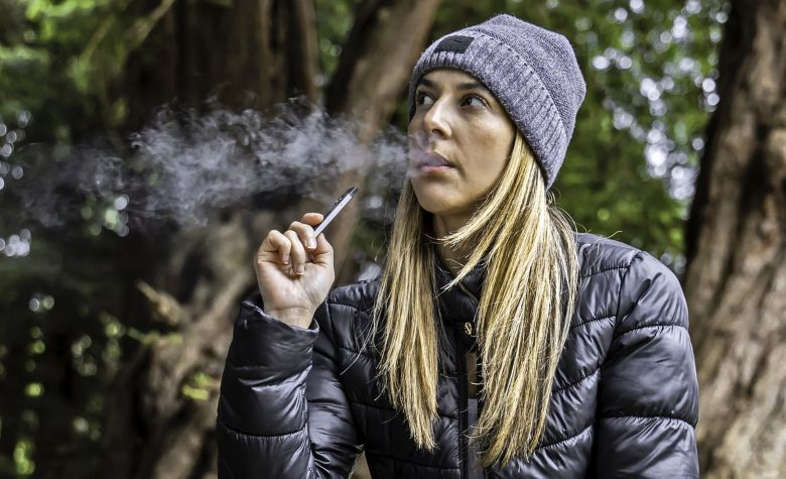 porte e-cigarette et liquides de vape